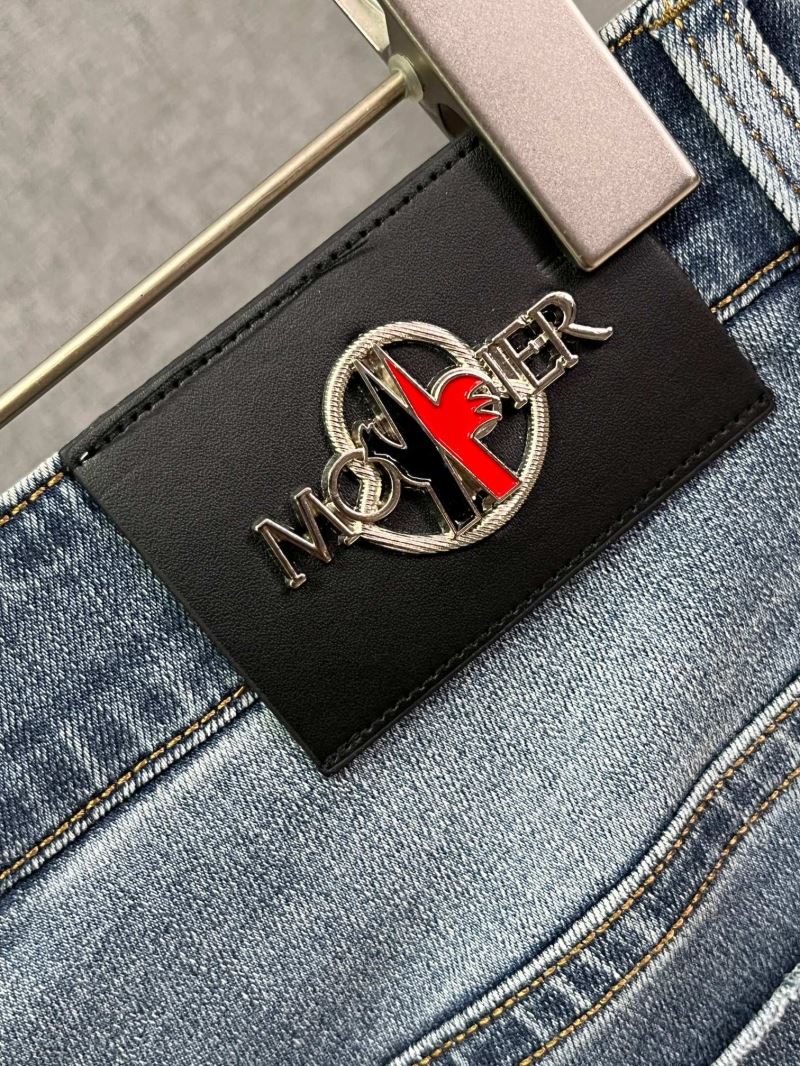 Moncler Jeans